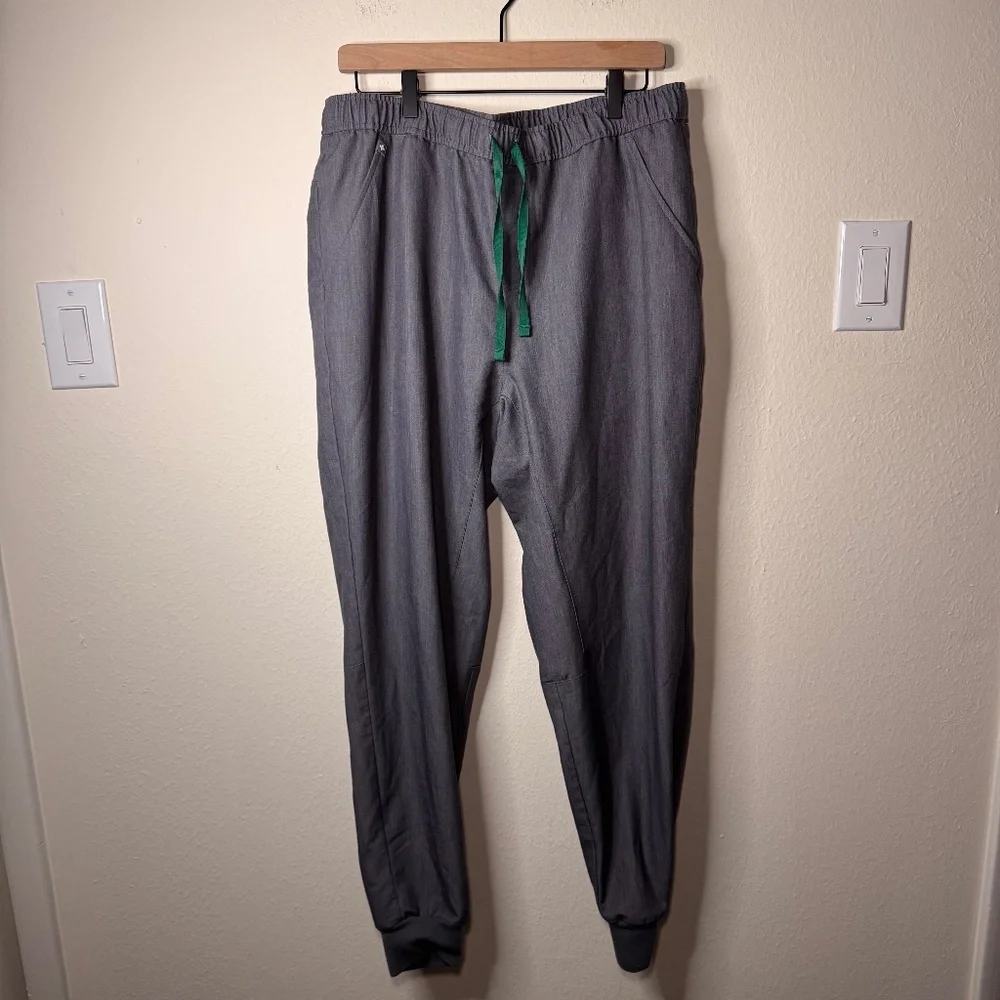 FIGS Tansen Jogger Scrub Pants Men's XL Grey Medical Workwear Comfort